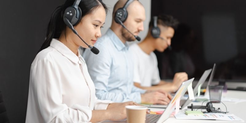 Gặp sự cố kỹ thuật cần liên hệ trang web