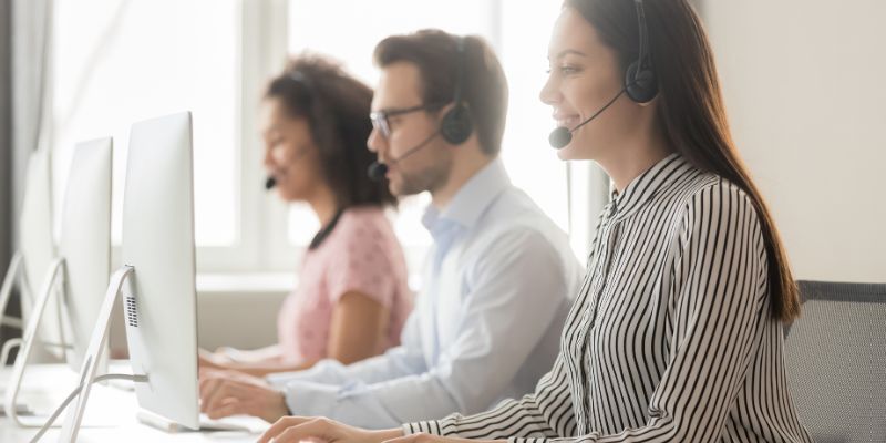 Hỗ trợ giải đáp mọi vấn đề, thắc mắc chi tiết